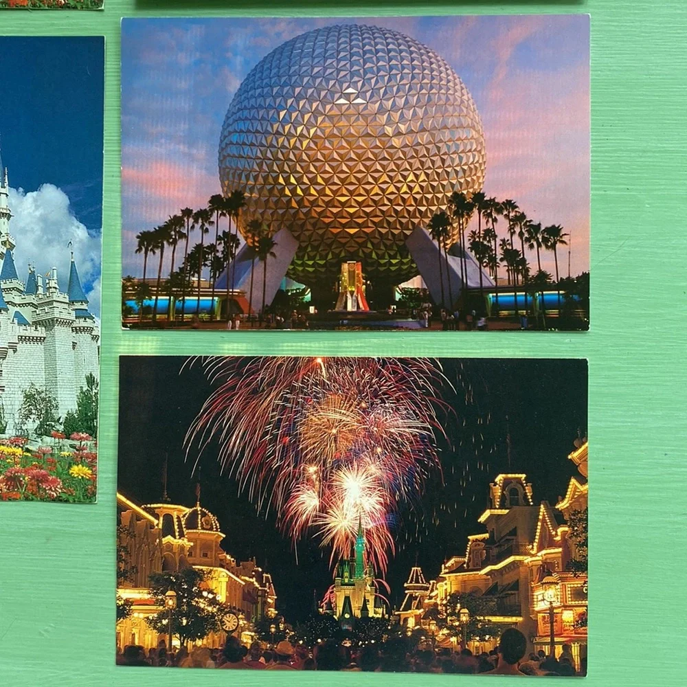 Vintage Walt Disney World Postcards - Picture 3 of 6